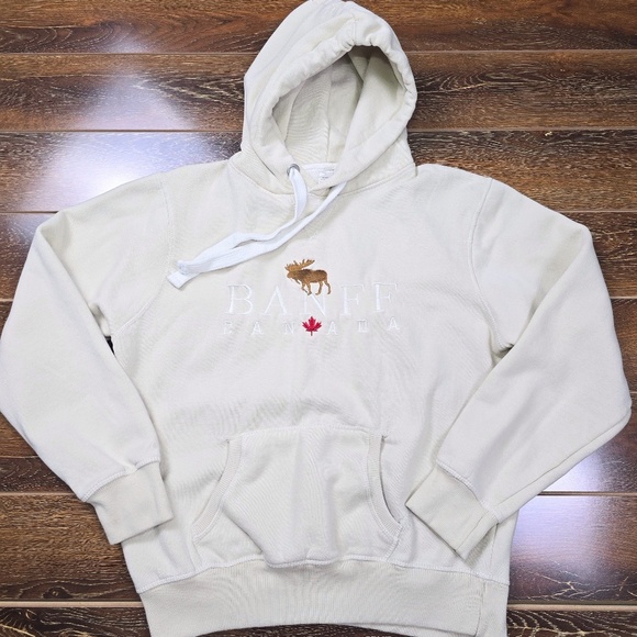 Super Soft Customized Embroidered Banff Canada Hoodie Sweatshirt Womens Medium - Picture 1 of 6